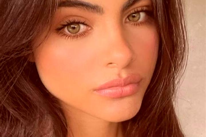 Sofia, 26, a brunette hazel-eyed ebony companion based in Campulung la Tisa. Offering Striptease, GFE, A-Level, Tantra. Available for incall and outcall, day...