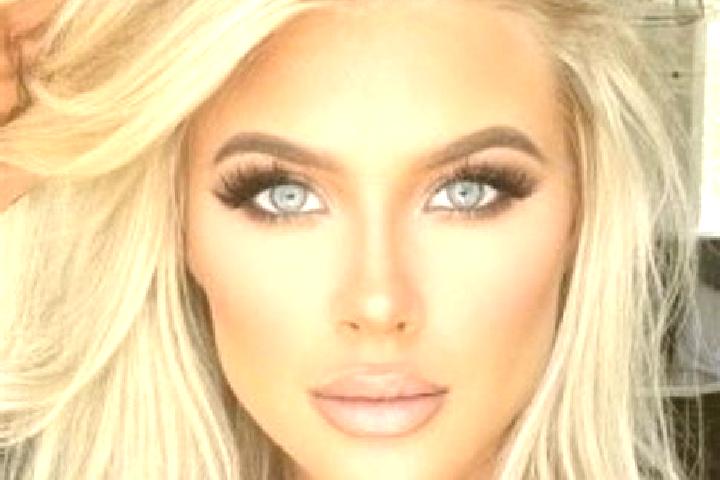 Sofia, 26, a platinum blonde amber-eyed european companion based in Barrio Segundo. Offering Fetish, Tantra, Erotic Massage, Striptease. Available for incall...