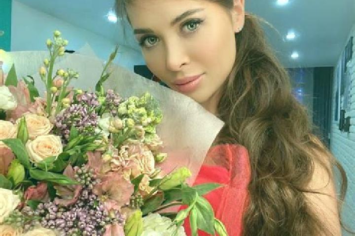 Sofia, 26, a red dark-eyed asian companion based in E erguna. Offering GFE, Deep French Kissing, Girlfriend Experience. Available for incall and outcall, ove...