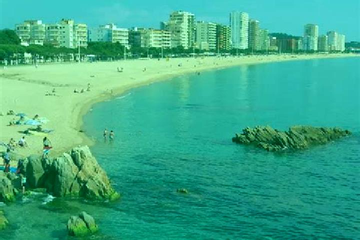 Sofia, 26 — Escort in Castell-Platja d Aro, Spain