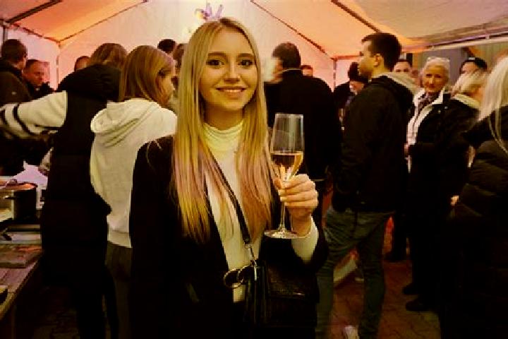 Sofia, 27 — Escort in Schmalensee, Germany