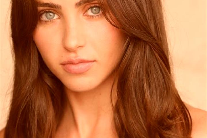 Sofia, 28, a auburn brown-eyed caucasian companion based in Yakinca. Offering Party Girl, Striptease. Available for incall and outcall, day and evening dates.