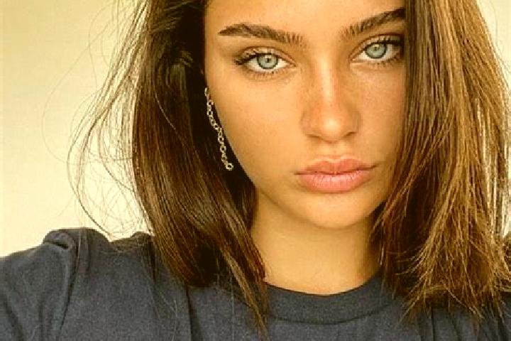 Sofia, 29, a brunette dark-eyed mediterranean companion based in Kirikkale. Offering GFE, A-Level, Overnight, Tantra. Available for incall and outcall, day a...