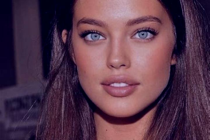 Sofia, 29, a chestnut green-eyed caucasian companion based in Colorina. Offering 69, Striptease, Domination, OWO. Available for incall and outcall, overnight...