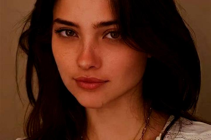 Sofia, 30, a black brown-eyed indian companion based in General Juan Madariaga. Offering Roleplay, Travel Companion, Dinner Date. Available for incall and ou...
