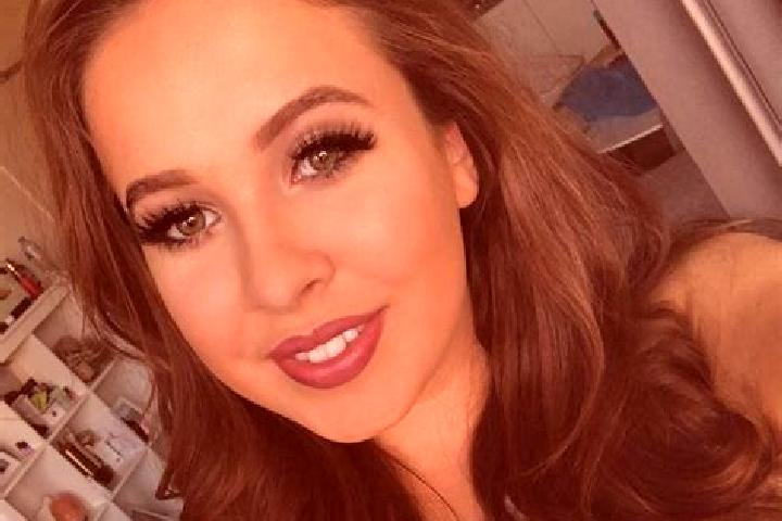 Sofia, 30, a red brown-eyed caucasian companion based in Kalesija. Offering Fetish, Couples, Dinner Date, BDSM, Erotic Massage. Available for incall and outc...