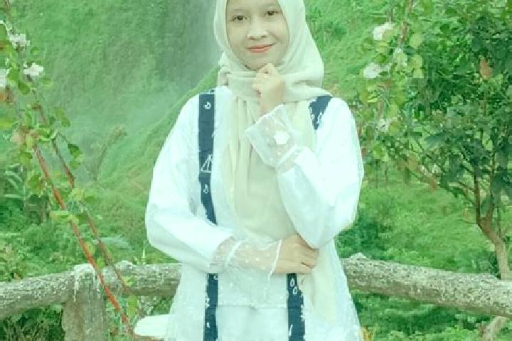 Sofia, 30 — Escort in Gelarpadang, Indonesia