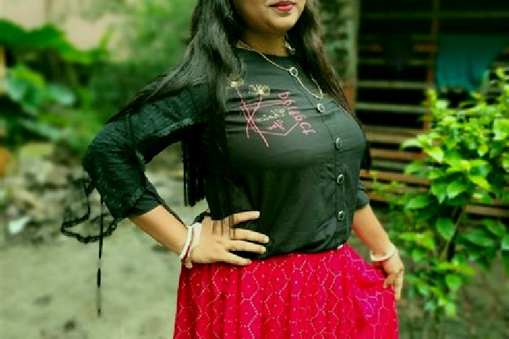 Sofia, 30 — Escort in Habra, India
