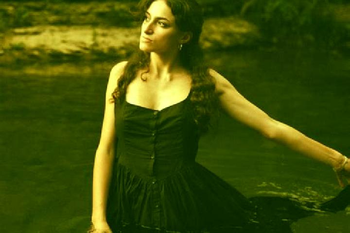 Sofia, 30 — Escort in Wood-Lynne, United States