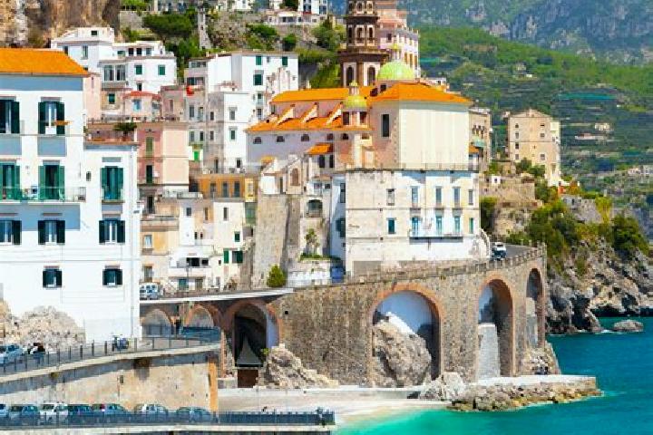 Sofia, 31 — Escort in Sortino, Italy