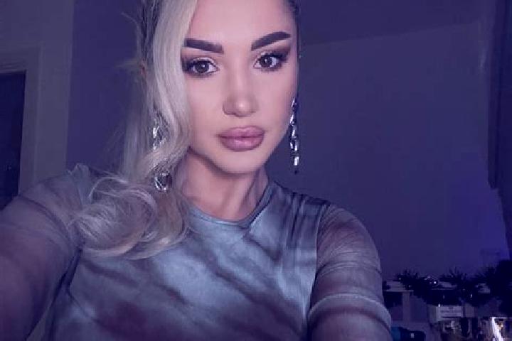 Sofia, 33, a blonde dark-eyed ebony companion based in Mazatecochco. Offering Travel Companion, GFE, BDSM. Available for incall and outcall, day and evening ...