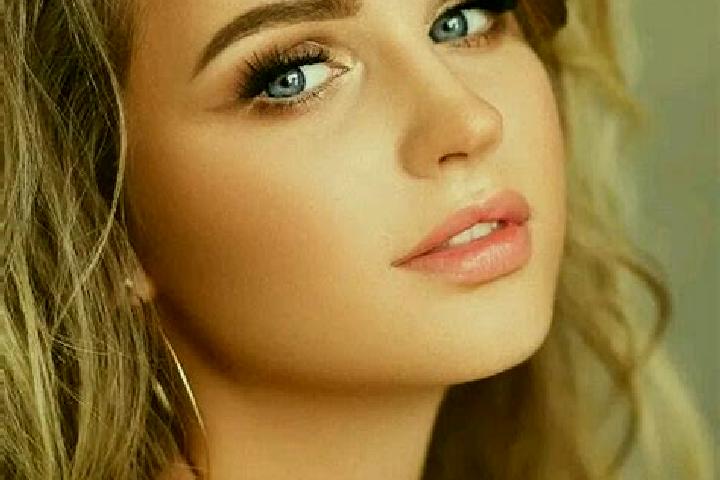 Sofia, 34, a dark blonde blue-eyed mediterranean companion based in Dongjiao. Offering GFE, Prostate Massage, OWO, Roleplay, Party Girl. Available for incall...
