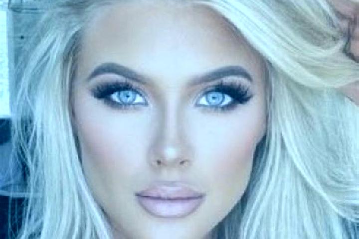 Sofia, 35, a platinum blonde hazel-eyed mediterranean companion based in Muhlau. Offering Couples, Dinner Date, Fetish. Available for incall and outcall, ove...