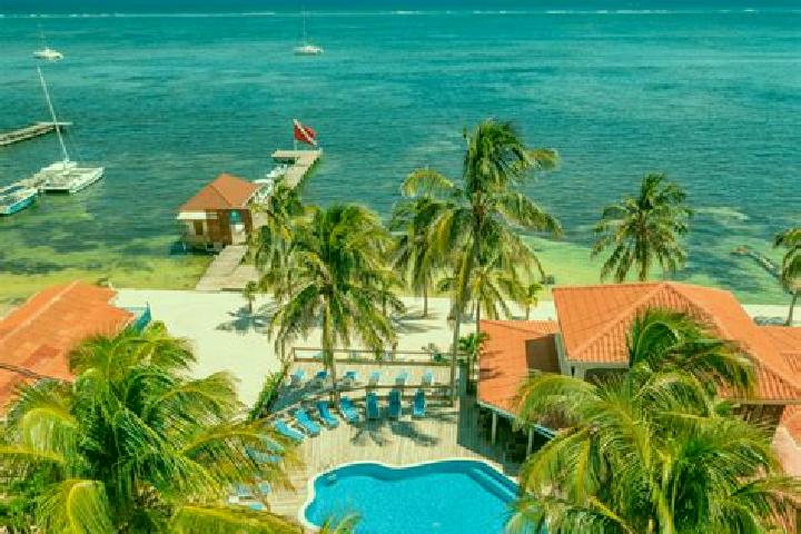 Sofia, 35 — Escort in San Andres, Belize