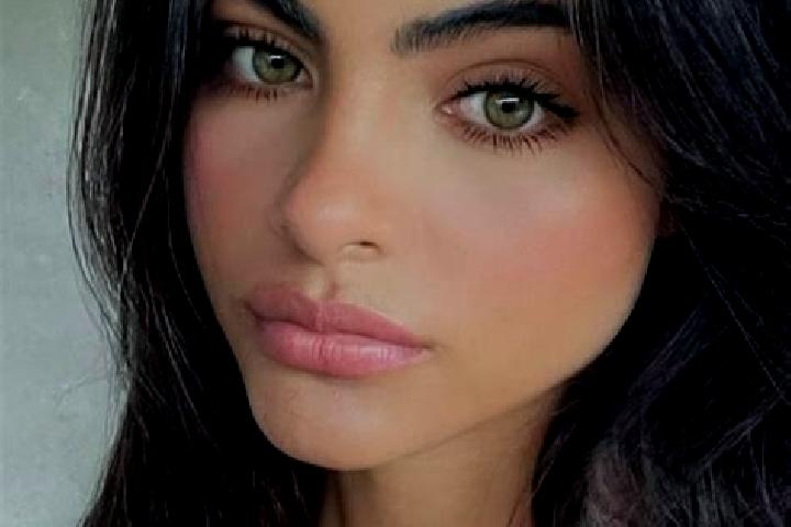 Sofia, 36, a black dark-eyed indian companion based in Tulipanes. Offering Roleplay, GFE, Massage. Available for incall and outcall, overnight bookings avail...