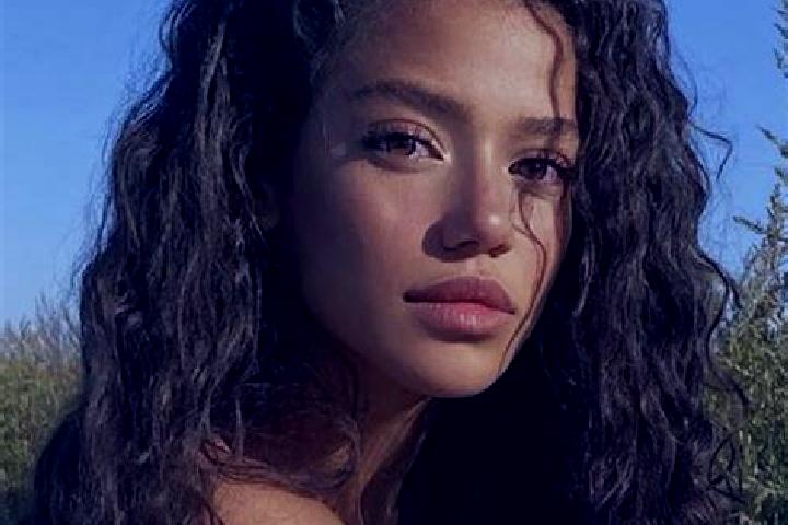 Sofia, 36, a black dark-eyed latina companion based in Ependes. Offering Striptease, Party Girl, Girlfriend Experience, Deep French Kissing, Duos. Available ...