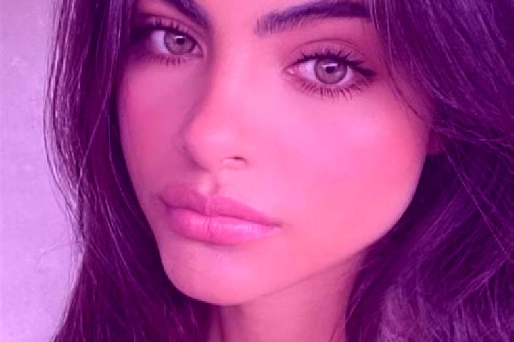Sofia, 36, a black grey-eyed indian companion based in Kocaali. Offering Massage, GFE, Domination, Erotic Massage, Party Girl. Available for incall and outca...