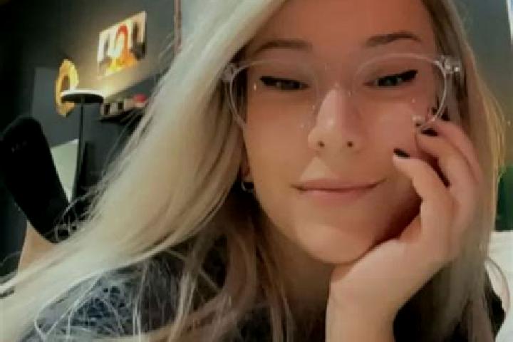 Sofia, 36, a blonde grey-eyed slavic companion based in San Isidro Boxipe. Offering Prostate Massage, OWO, Couples, Erotic Massage, 69. Available for incall ...