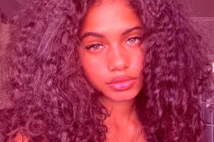 Sofia, 36, a chestnut blue-eyed ebony companion based in Ewhurst. Offering Deep French Kissing, Party Girl, Dinner Date, OWO. Available for incall and outcal...