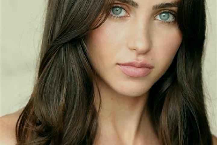 Sofia, 36, a dark blonde brown-eyed latina companion based in Pezzan. Offering Tantra, Roleplay, Duos, CIM. Available for incall and outcall, day and evening...