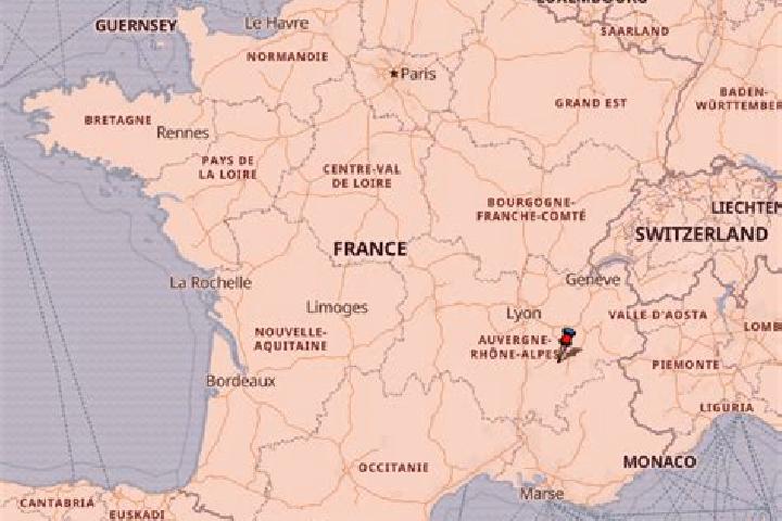 Sofia, 36 — Escort in Reventin-Vaugris, France