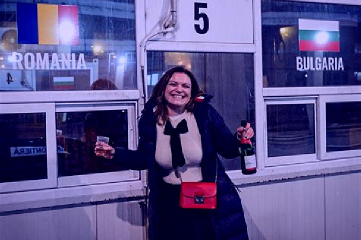 Sofia, 36 — Escort in Uzunu, Romania