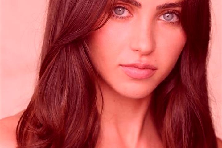 Sofia, 38, a auburn brown-eyed latina companion based in Leones Arriba. Offering CIM, Erotic Massage, Roleplay, Domination. Available for incall and outcall,...