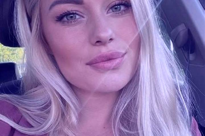 Sofia, 38, a blonde hazel-eyed mediterranean companion based in Alubaren. Offering Domination, A-Level, OWO, CIM. Available for incall and outcall, day and e...