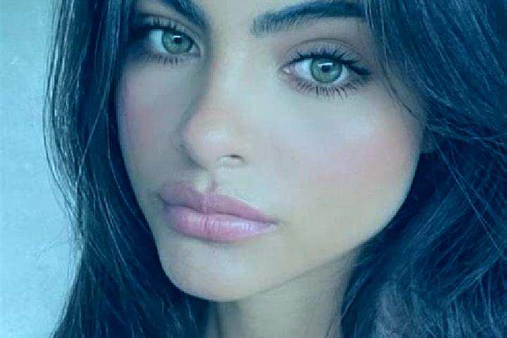 Sofia, 38, a brunette dark-eyed indian companion based in San Antonio Tezoquipan. Offering OWO, CIM, Roleplay, Tantra, BDSM. Available for incall and outcall...