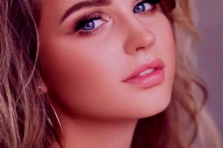 Sofia, 38, a dark blonde blue-eyed caucasian companion based in Trabazos. Offering Couples, Striptease, 69. Available for incall and outcall, day and evening...