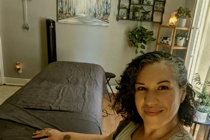 Sofia, 39, a auburn amber-eyed ebony companion based in Wentworth Falls. Offering Massage, Striptease, GFE. Available for incall and outcall, day and evening...