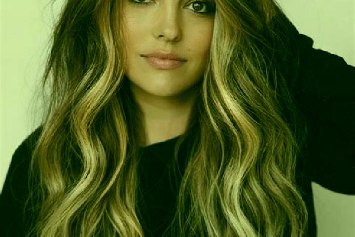 Sofia, 39, a dark blonde brown-eyed indian companion based in Nielepice. Offering Erotic Massage, OWO, Massage. Available for incall and outcall, overnight b...