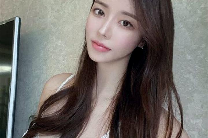 Sofia, 39 — Escort in Sijong, South Korea