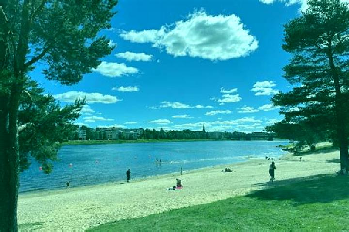 Sofia, 39 — Escort in Vaehaeheikkilae, Finland