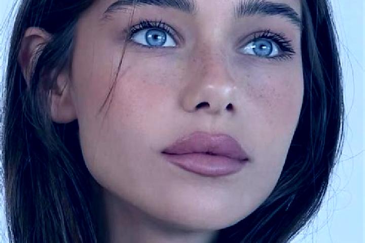 Sophia, 20, a brunette grey-eyed ebony companion based in Paso de la Mina 1ra. Seccion. Offering Girlfriend Experience, GFE, Party Girl. Available for incall...