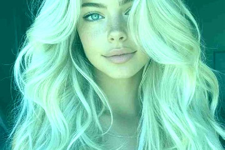 Sophia, 20, a platinum blonde dark-eyed ebony companion based in Les Escoumins. Offering Dinner Date, Girlfriend Experience, Roleplay, Overnight. Available f...