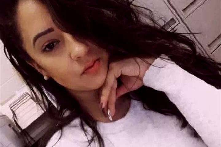 Sophia, 22, a black blue-eyed mediterranean companion based in Great Brickhill. Offering CIM, Erotic Massage, Prostate Massage, Dinner Date. Available for in...