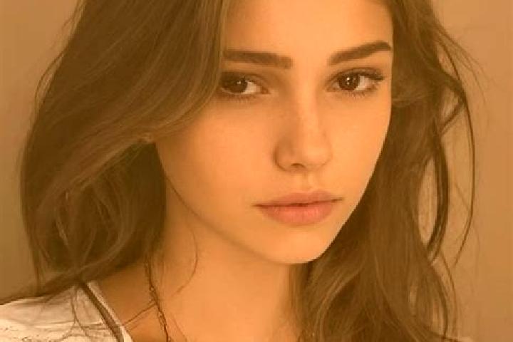 Sophia, 22, a chestnut brown-eyed slavic companion based in Dangur. Offering Party Girl, Overnight, BDSM, Duos, Deep French Kissing. Available for incall and...