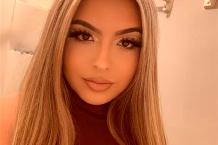 Sophia, 23, a blonde brown-eyed latina companion based in Emirgazi. Offering BDSM, Massage, Party Girl. Available for incall and outcall, overnight bookings ...