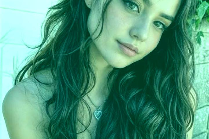 Sophia, 23, a red brown-eyed mediterranean companion based in Colonia Linda Vista. Offering Roleplay, Party Girl, A-Level, GFE, Fetish. Available for incall ...