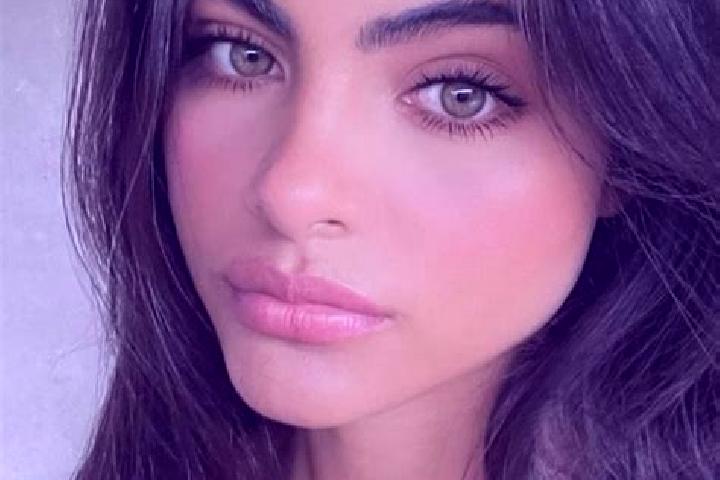 Sophia, 23, a red dark-eyed indian companion based in Carcar. Offering BDSM, GFE, Couples, Fetish, Roleplay. Available for incall and outcall, overnight book...