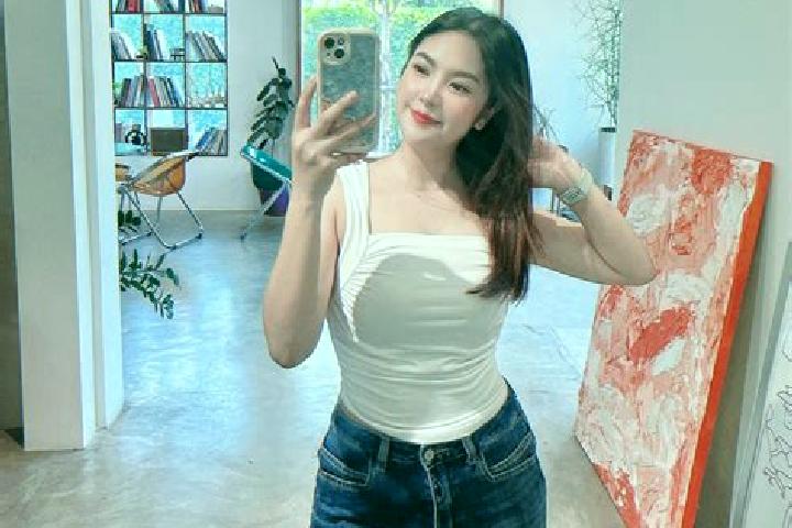 Sophia, 23 — Escort in Yuwan, China
