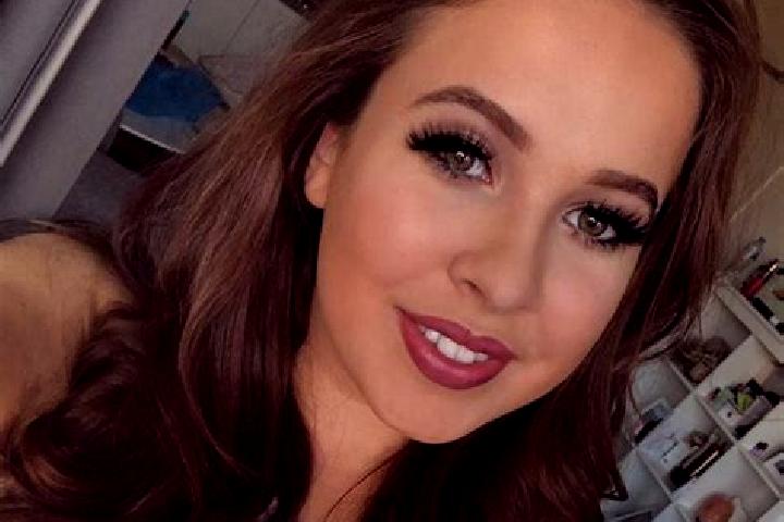 Sophia, 24, a black brown-eyed slavic companion based in Mamponteng. Offering Duos, Roleplay, Party Girl, Massage. Available for incall and outcall, overnigh...