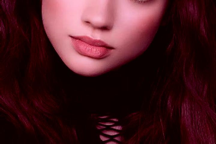 Sophia, 24, a brunette amber-eyed european companion based in Nanuque. Offering Party Girl, BDSM, Domination. Available for incall and outcall, overnight boo...
