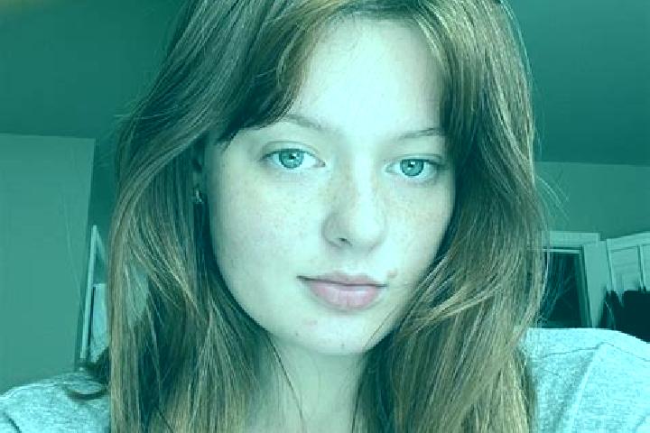 Sophia, 24, a red hazel-eyed caucasian companion based in Centro Novo do Maranhao. Offering Deep French Kissing, CIM, Party Girl, Prostate Massage. Available...