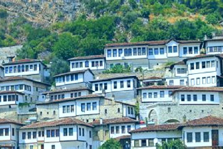 Sophia, 24 — Escort in Kukur, Albania