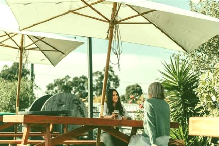 Sophia, 24 — Escort in Yinnar, Australia