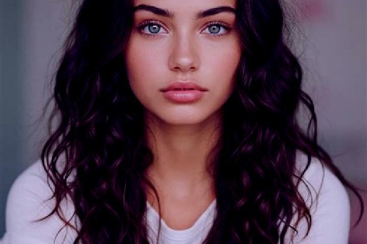 Sophia, 25, a auburn amber-eyed mediterranean companion based in Tamanco. Offering Roleplay, Erotic Massage, Deep French Kissing, Massage, CIM. Available for...