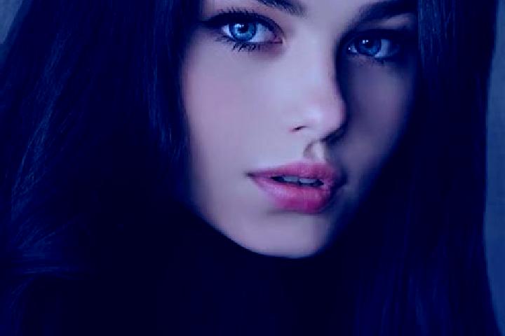 Sophia, 25, a black amber-eyed slavic companion based in Tennozu. Offering Deep French Kissing, Erotic Massage, BDSM, Duos. Available for incall and outcall,...