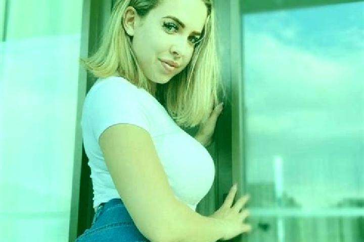 Sophia, 25, a blonde amber-eyed mixed companion based in Puerto de Lomas. Offering Party Girl, Overnight, Roleplay, Erotic Massage. Available for incall and ...